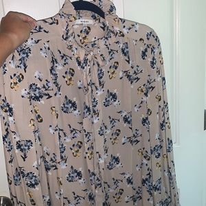 Long sleeve bow tie blouse